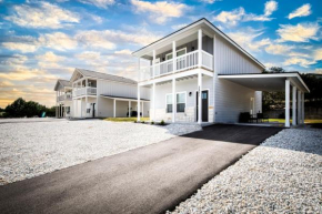 Lakeshore Retreat